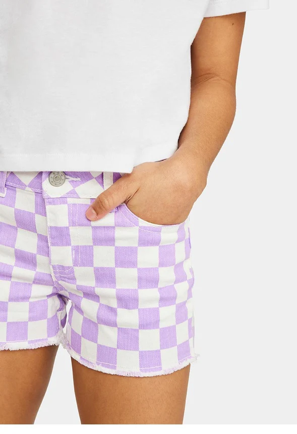 Checkered Frayed Denim Short - Image 4