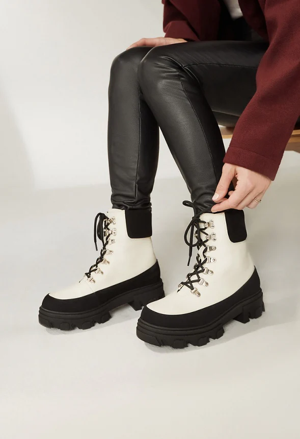 Pythios Lug Sole Hiker Boot - Image 2