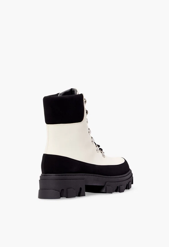 Pythios Lug Sole Hiker Boot - Image 3