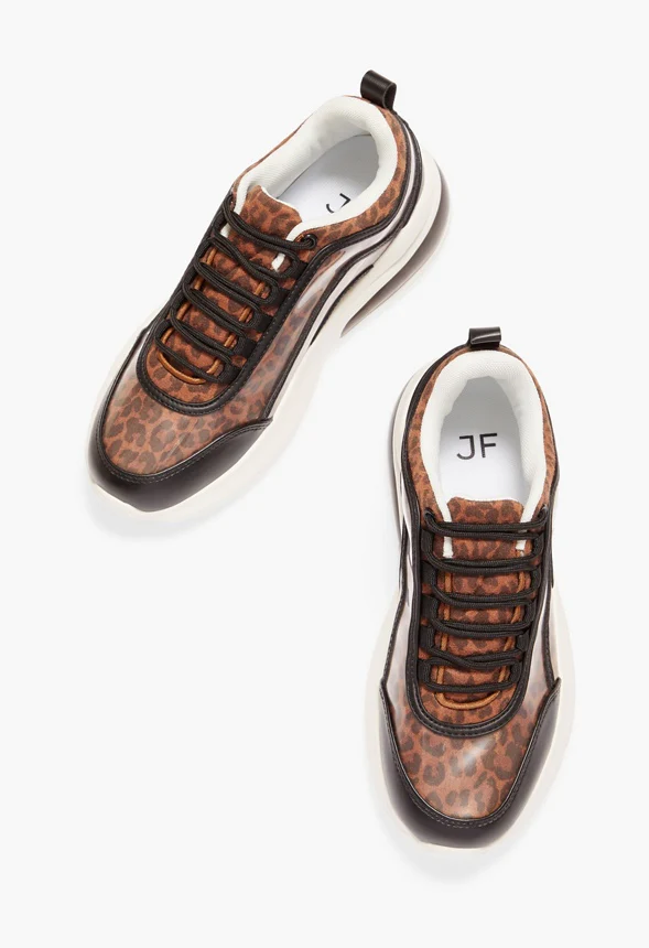 Quilla Sneaker - Image 6