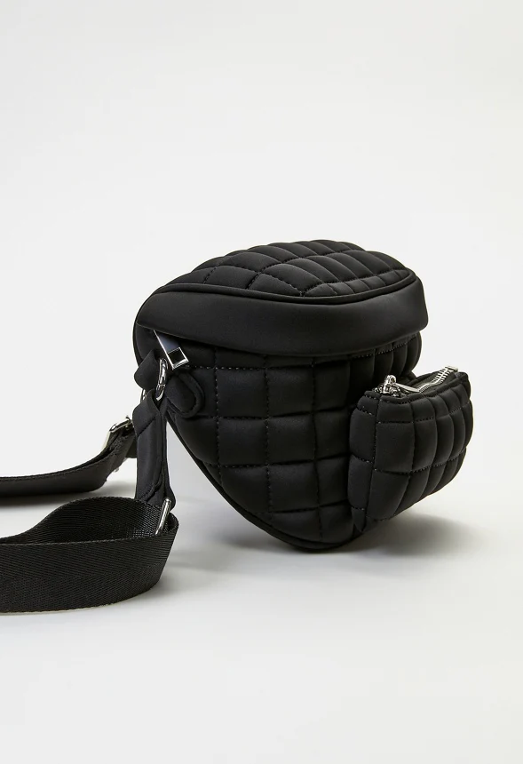 Quilted Multi Compartment Belt Bag - Image 4