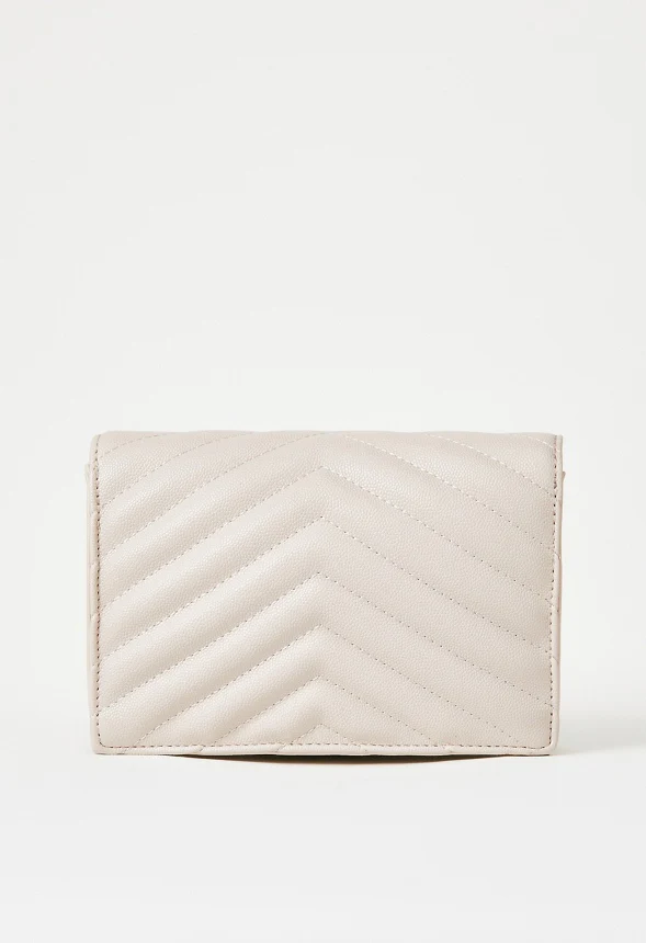 Quilted Wallet On A Chain - Image 3