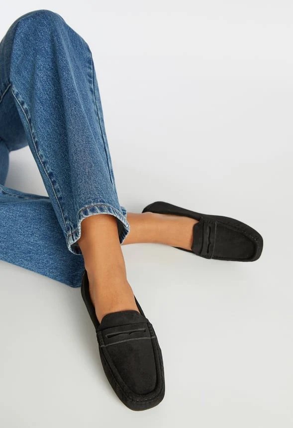 Reagan Flat Loafer - Image 10