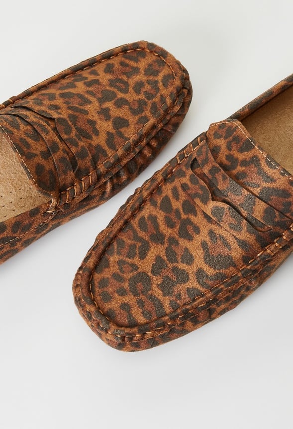 Reagan Flat Loafer - Image 5