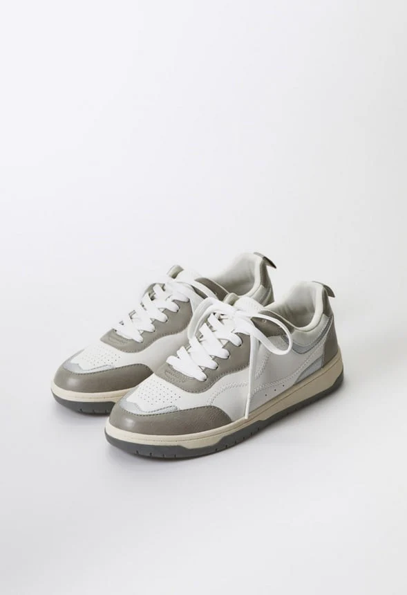 Regina Court Sneaker - Image 5