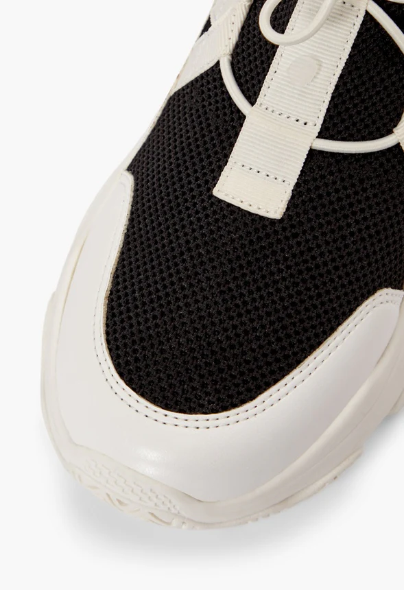 Reilly Chunky Sole Sneaker - Image 4