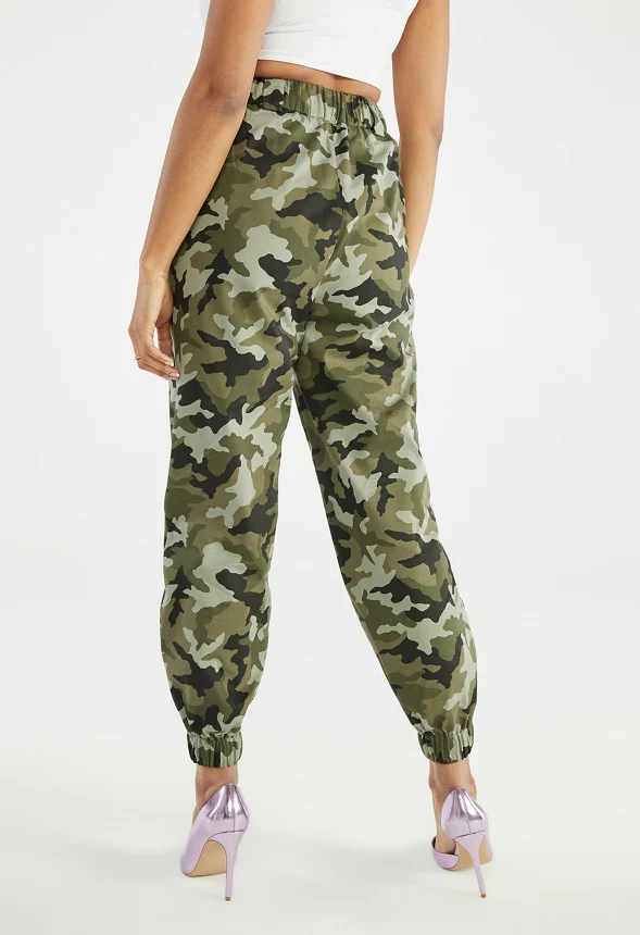 Relaxed Fit Cargo Jogger - Image 2