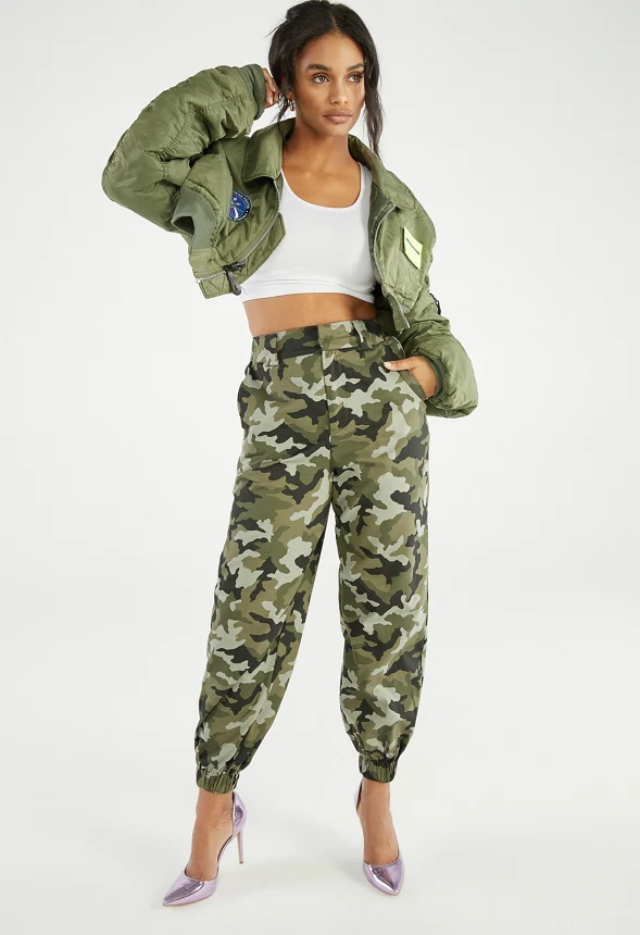 Relaxed Fit Cargo Jogger - Image 5