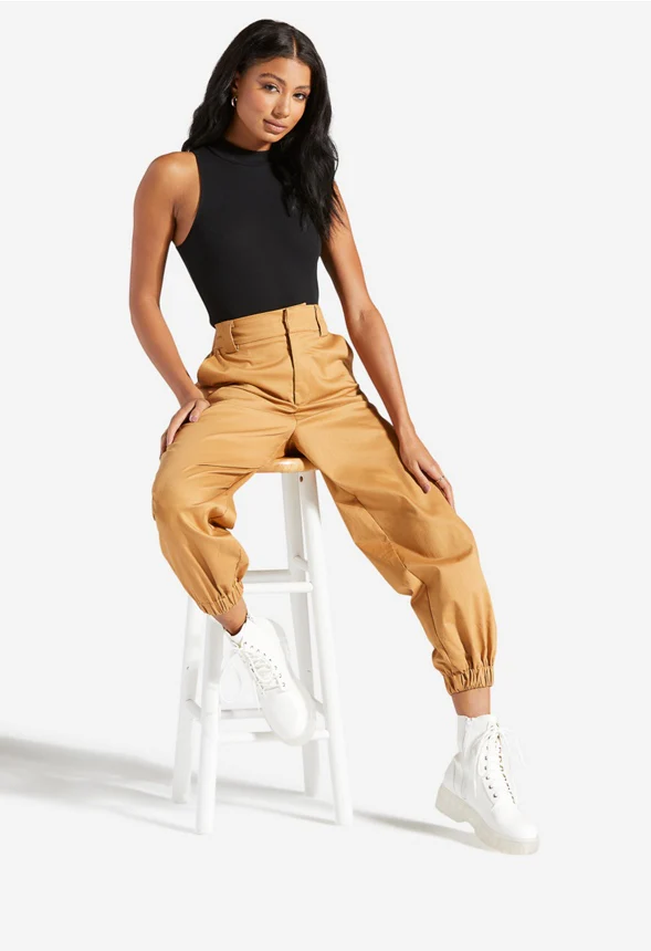 Lightweight Relaxed Fit Cargo Joggers - Image 6