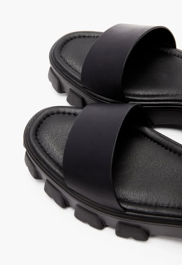Riley Lug Sole Sandal - Image 5