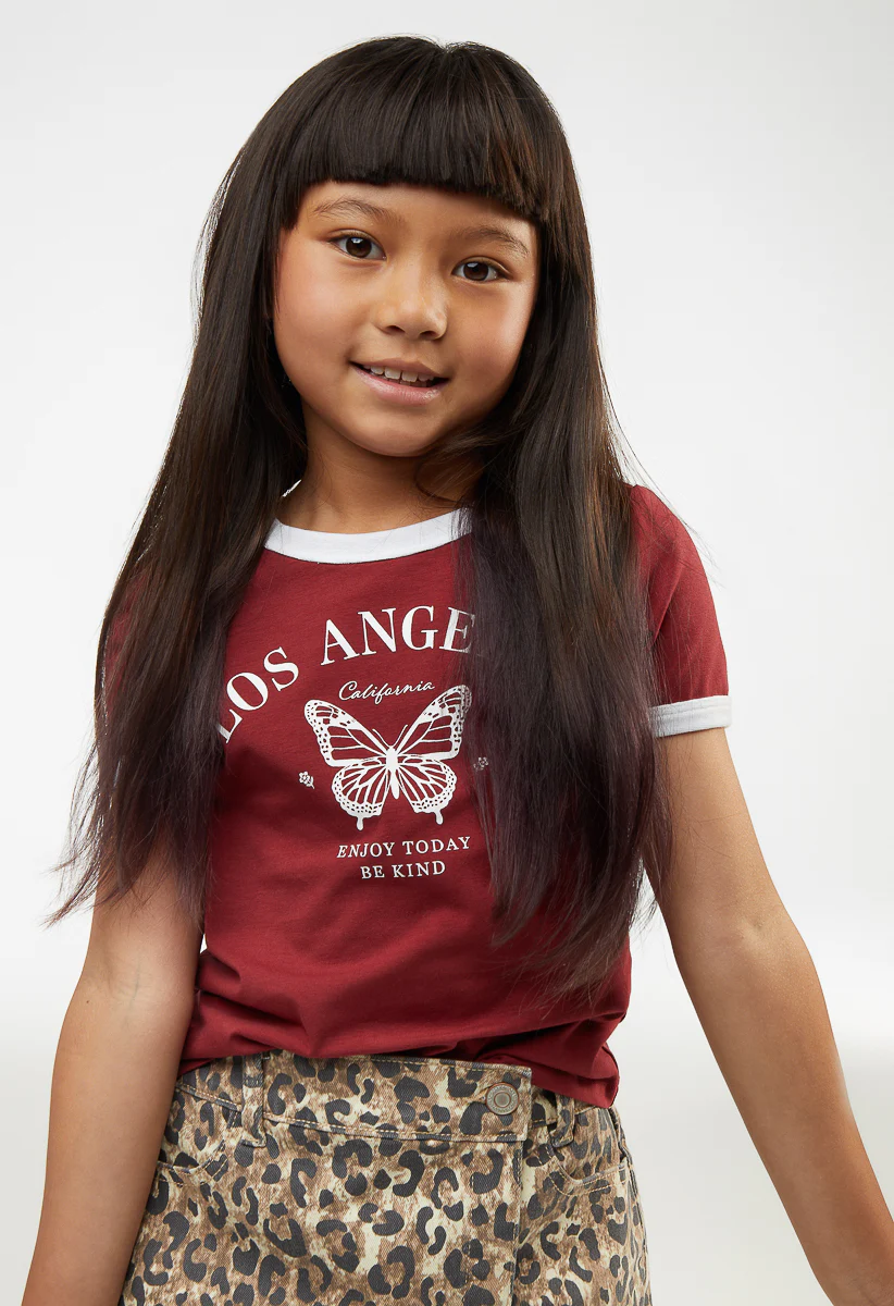 Roar in L.A. Outfit - Image 2