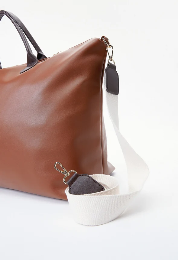 Rolled Handle Zippered Weekender - Image 5