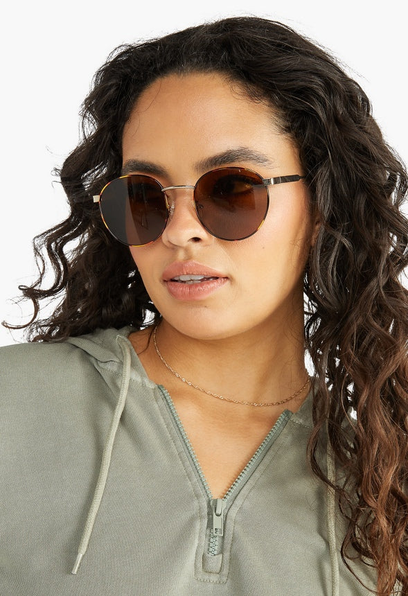 Round Tortoise Frame Sunglasses - Image 3