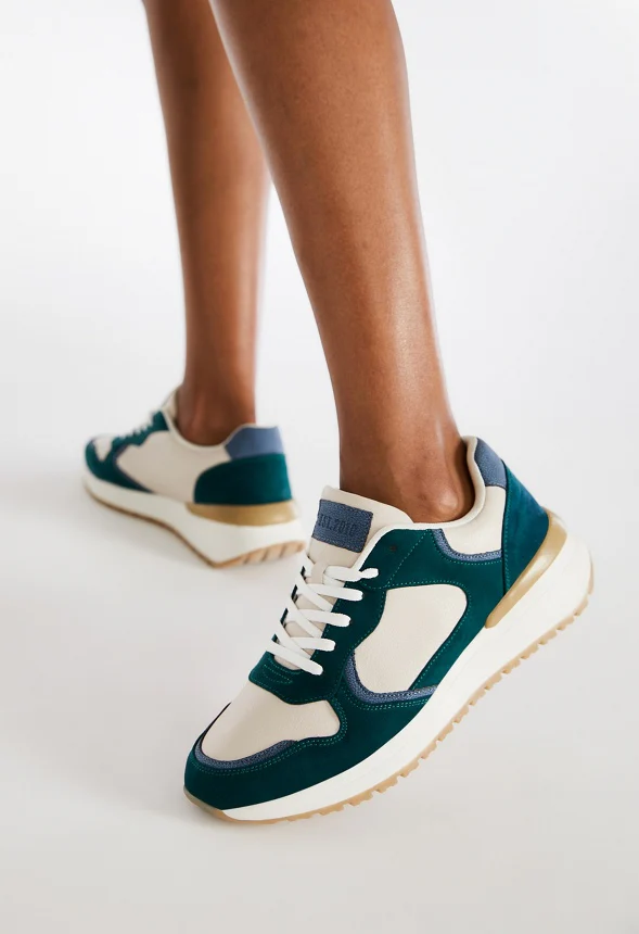 Rue Athletic Sneaker - Image 2
