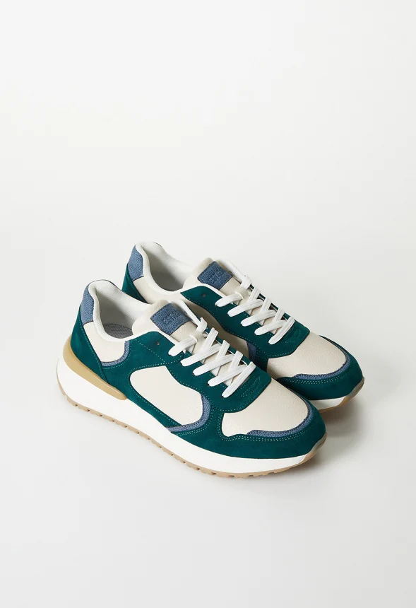 Rue Athletic Sneaker - Image 7