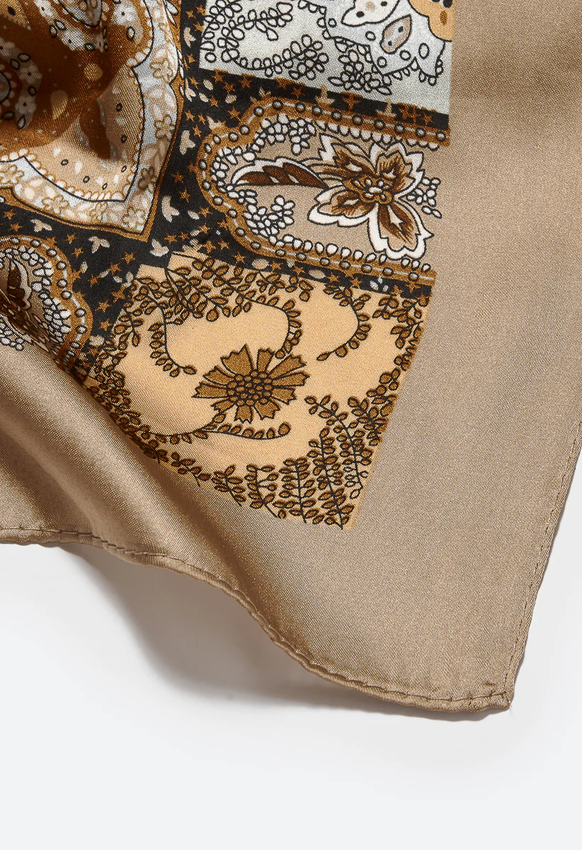 Rui Paisley Mix Silk Like Square Scarf - Image 4