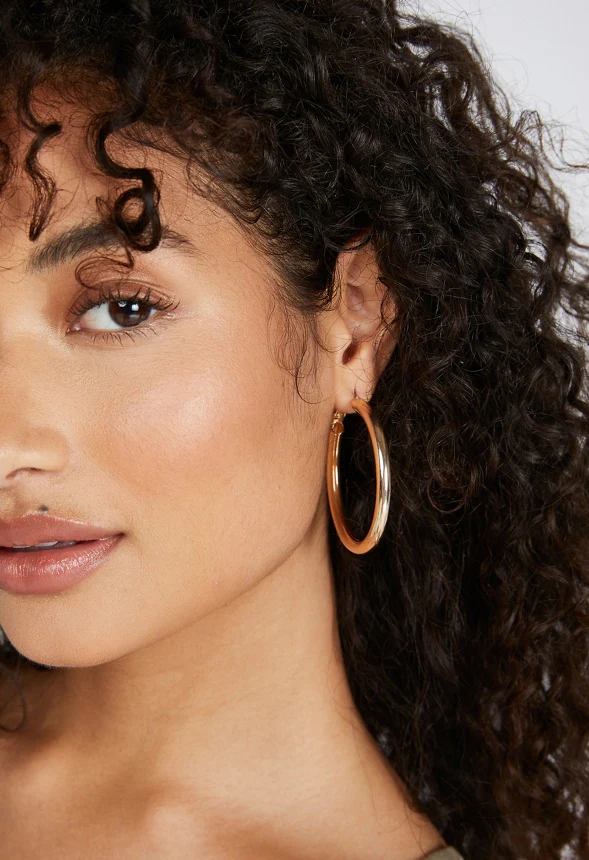 Rylie 2-Pair Pack Tube Hoop Earrings - Image 2