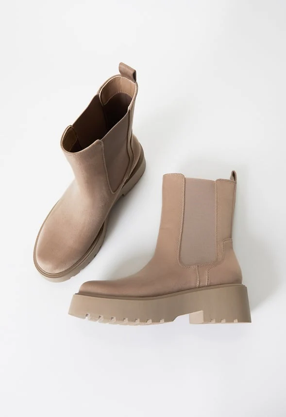 Saige Chelsea Bootie - Image 6