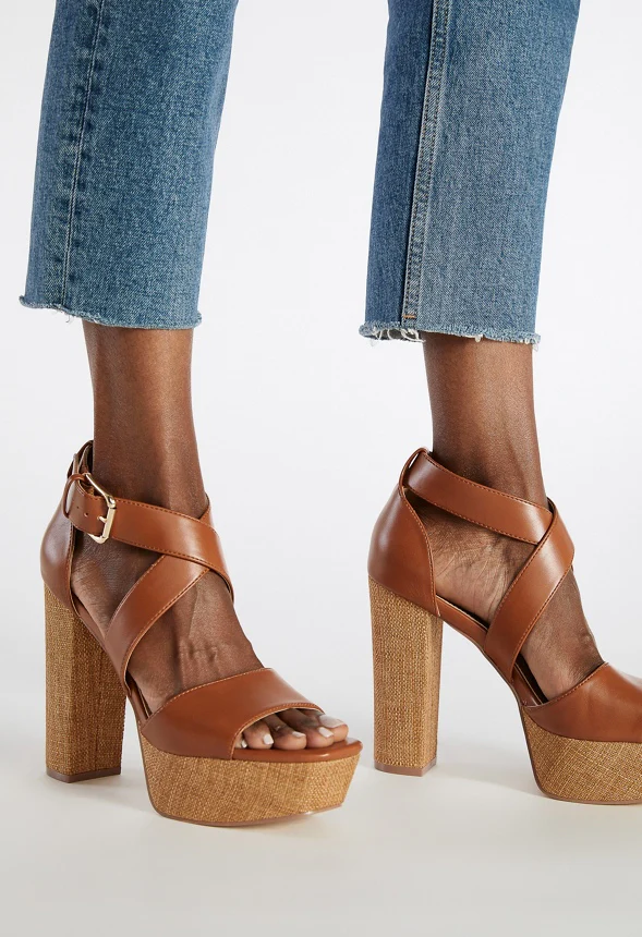 Sereia Heeled Sandal - Image 8