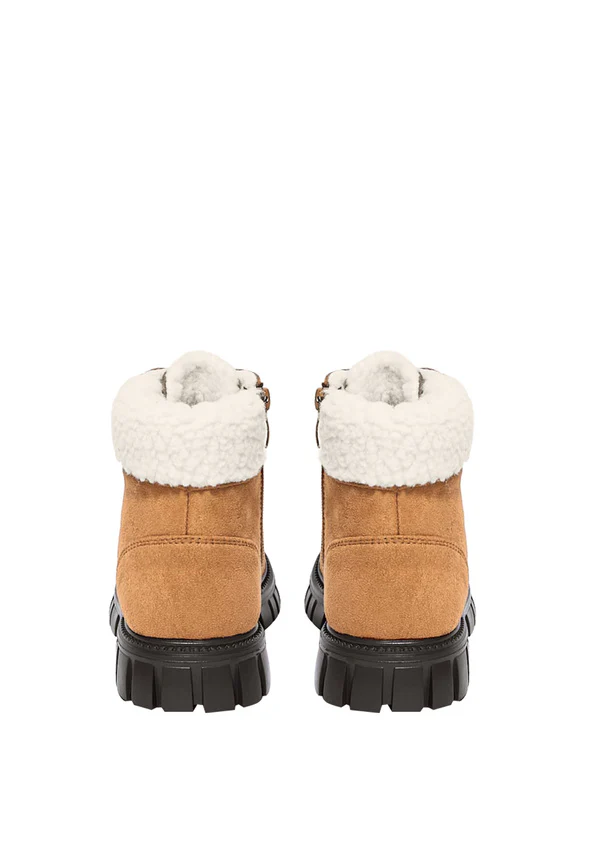 Sherpa Collar Hiking Boot - Image 5