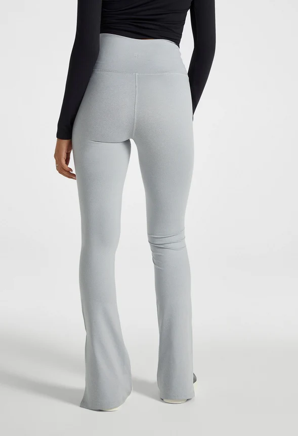 Side Slit Slim Flare Leggings - Image 4