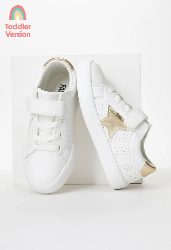 Side Star Lace Up Sneaker - Image 3