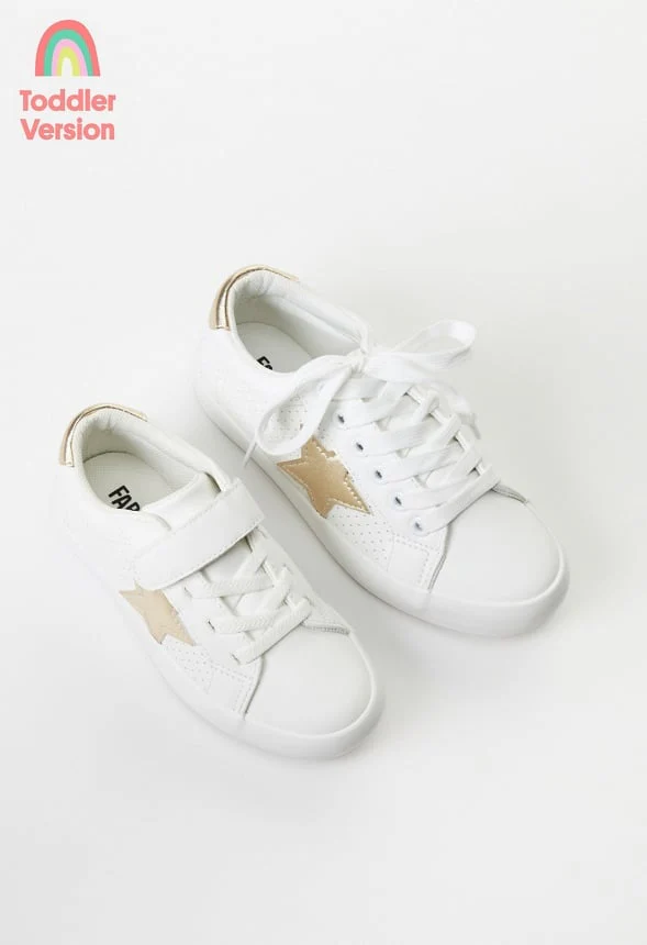 Side Star Lace Up Sneaker - Image 9