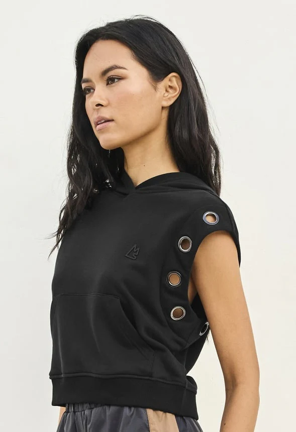 Sleeveless Fitted Grommet Hoodie - Image 2