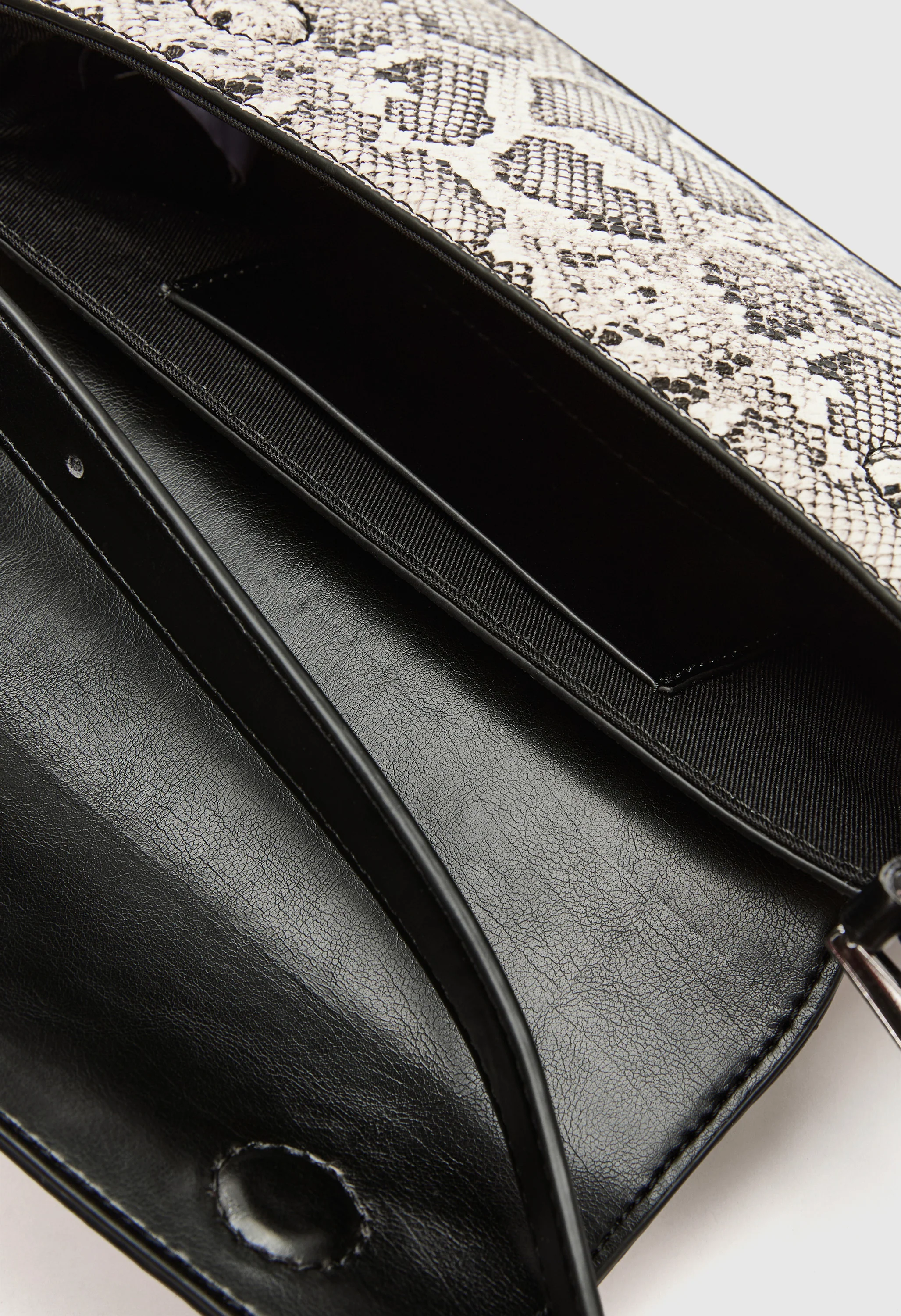 Snake Shoulder Bag - Image 6