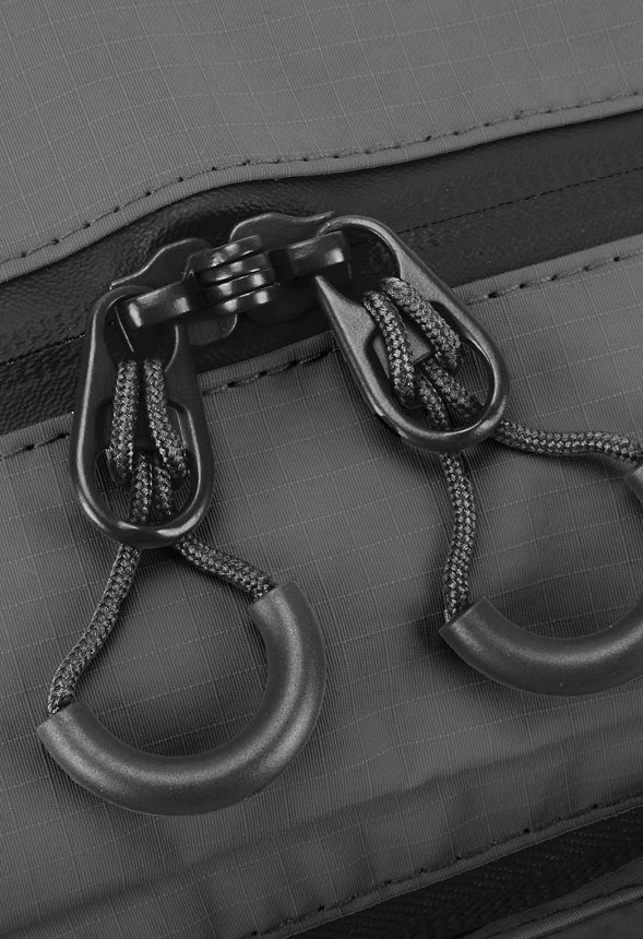 Soar Camera Sling Bag with Tripod Holder - Image 8