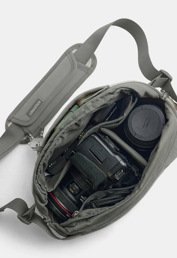 Soar Camera Sling Bag with Tripod Holder - Image 5