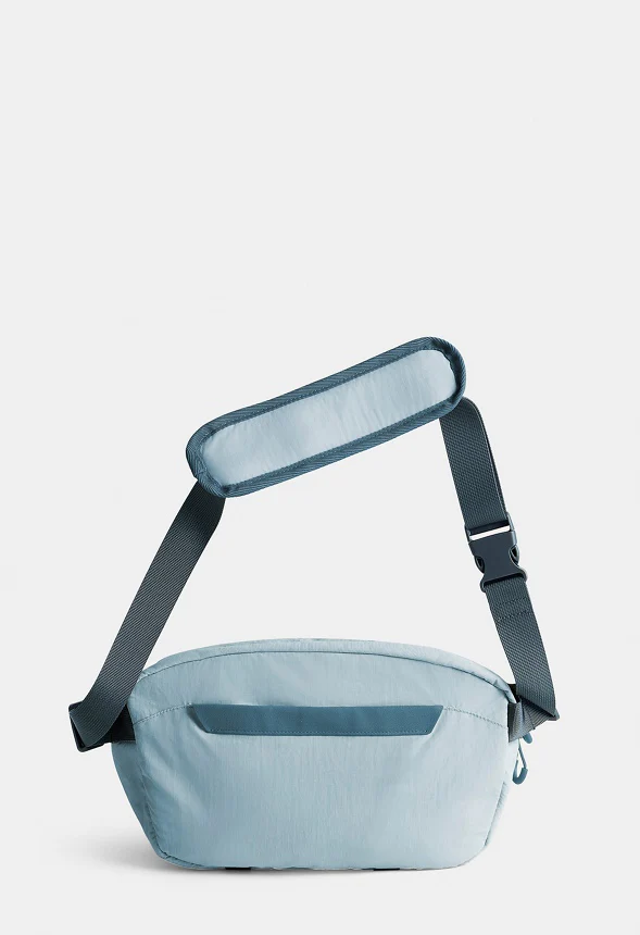 Soar Camera Sling Bag with Tripod Holder - Image 3