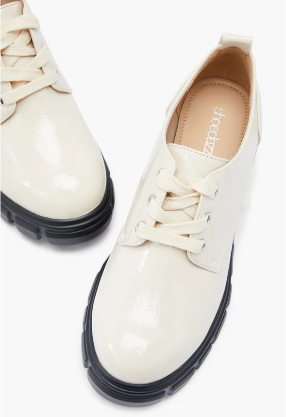 Sofia Lace-Up Heeled Oxford - Image 5