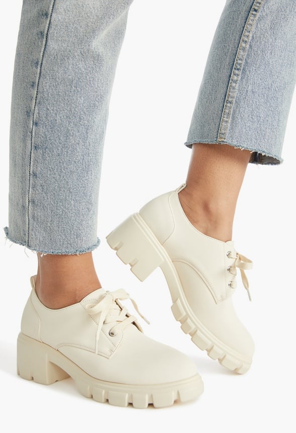 Sofia Lace-Up Heeled Oxford - Image 5