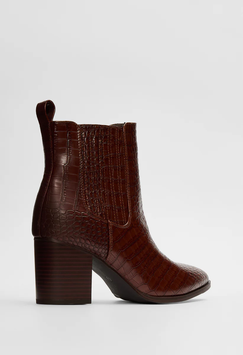 Soft Step Slip On Boots - Image 4