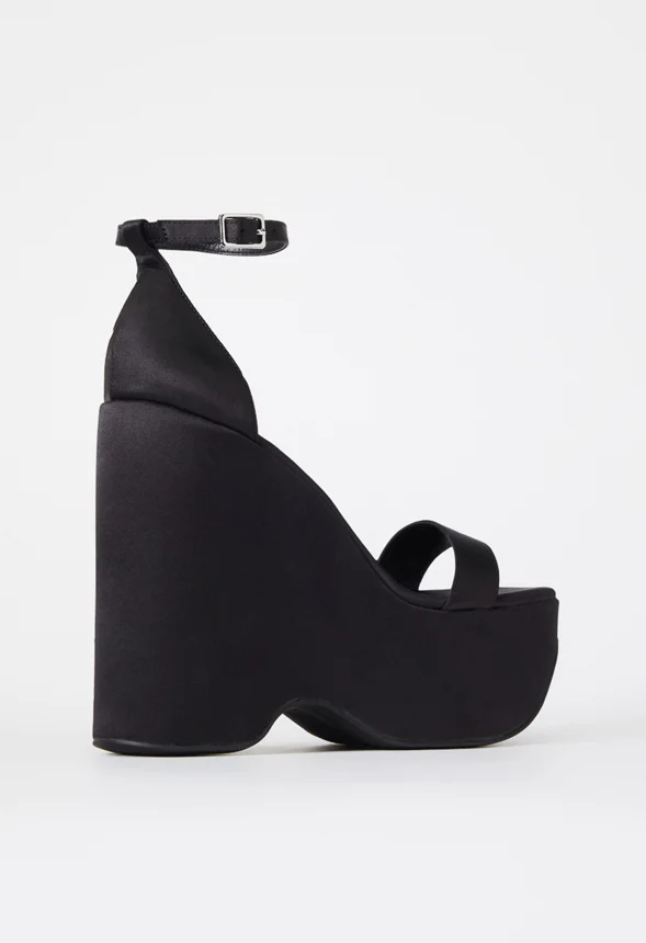 Solange Wedge Sandal - Image 4