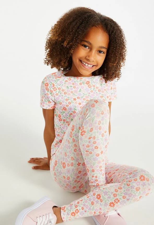 Spring Ditsy Floral Legging - Image 4