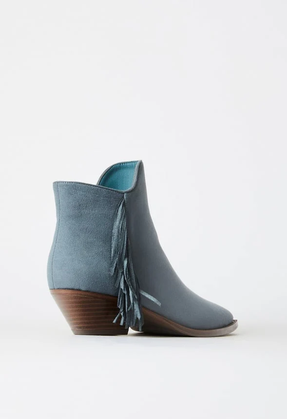 Tahlea Pointed Toe Bootie - Image 4