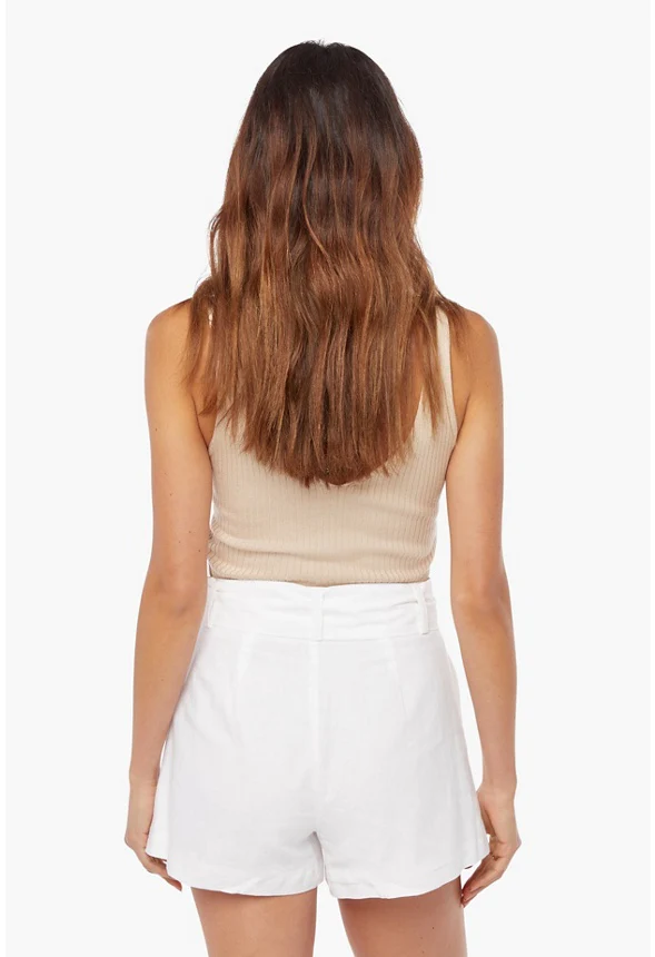 Tailored Linen Shorts - Image 4