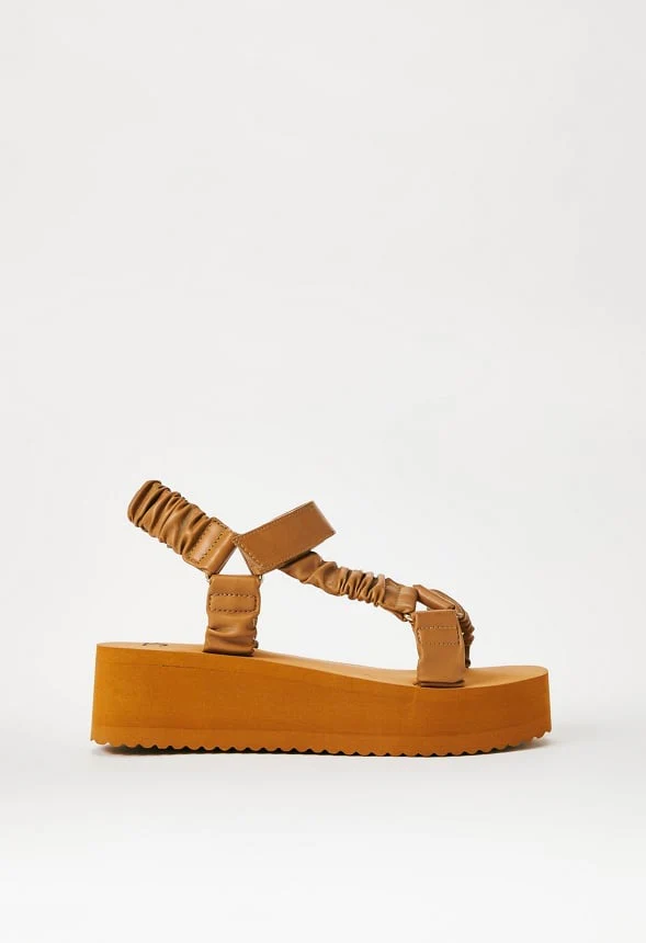Taneisa Ruched Strap Wedge - Image 3