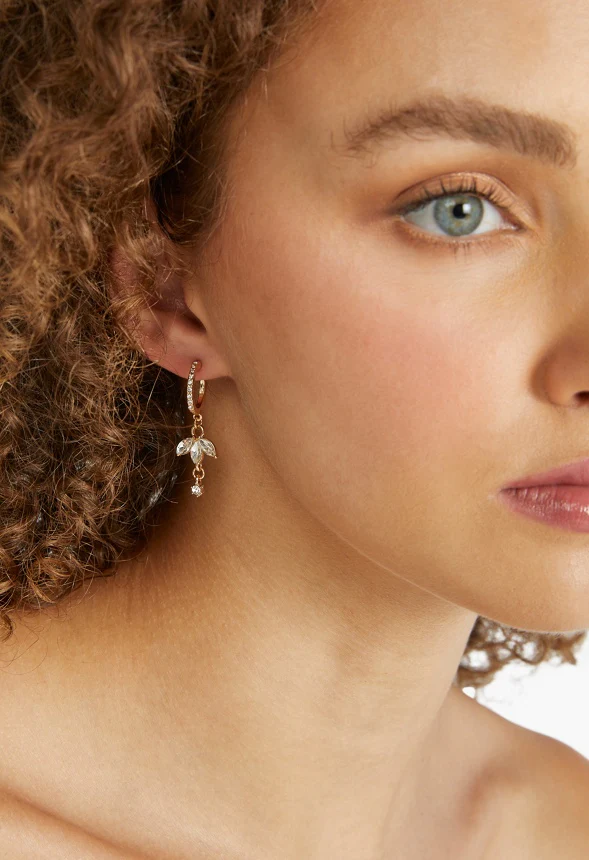 Teagan Delicate Rhinestones Earparty - Image 2