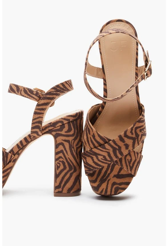 Tina Crossover Platform Sandal - Image 4