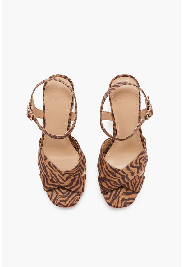 Tina Crossover Platform Sandal - Image 6