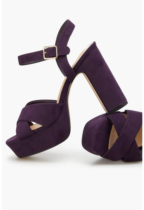 Tina Crossover Platform Sandal - Image 7