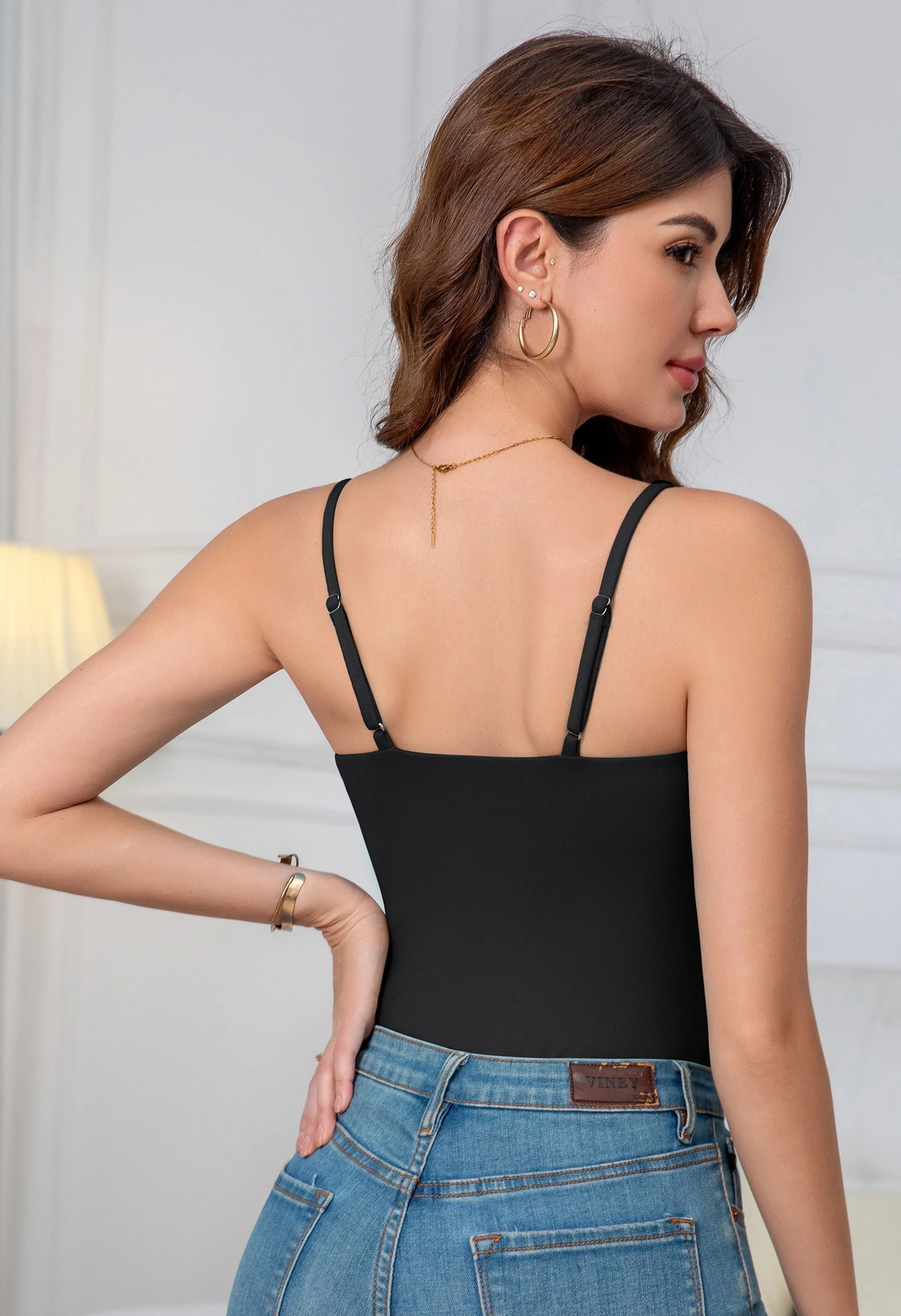 Attraco Women's Square Neck Adjustable Strap Built-in Bra Camisole Tank Top - Image 4