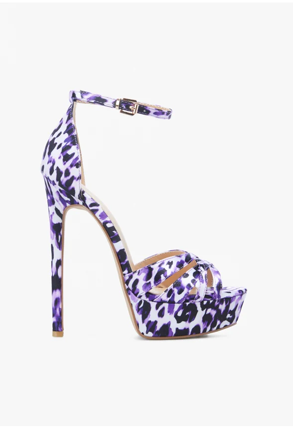 Tyronica Platform Sandal - Image 4