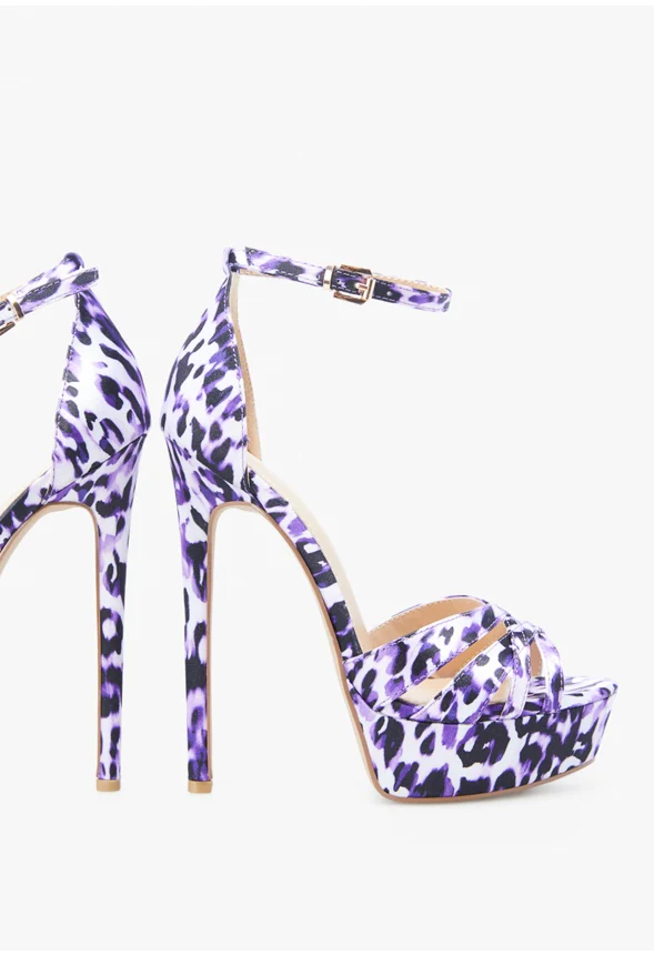 Tyronica Platform Sandal - Image 7