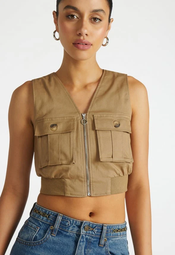 Utility Cropped Cargo Vest - Image 3