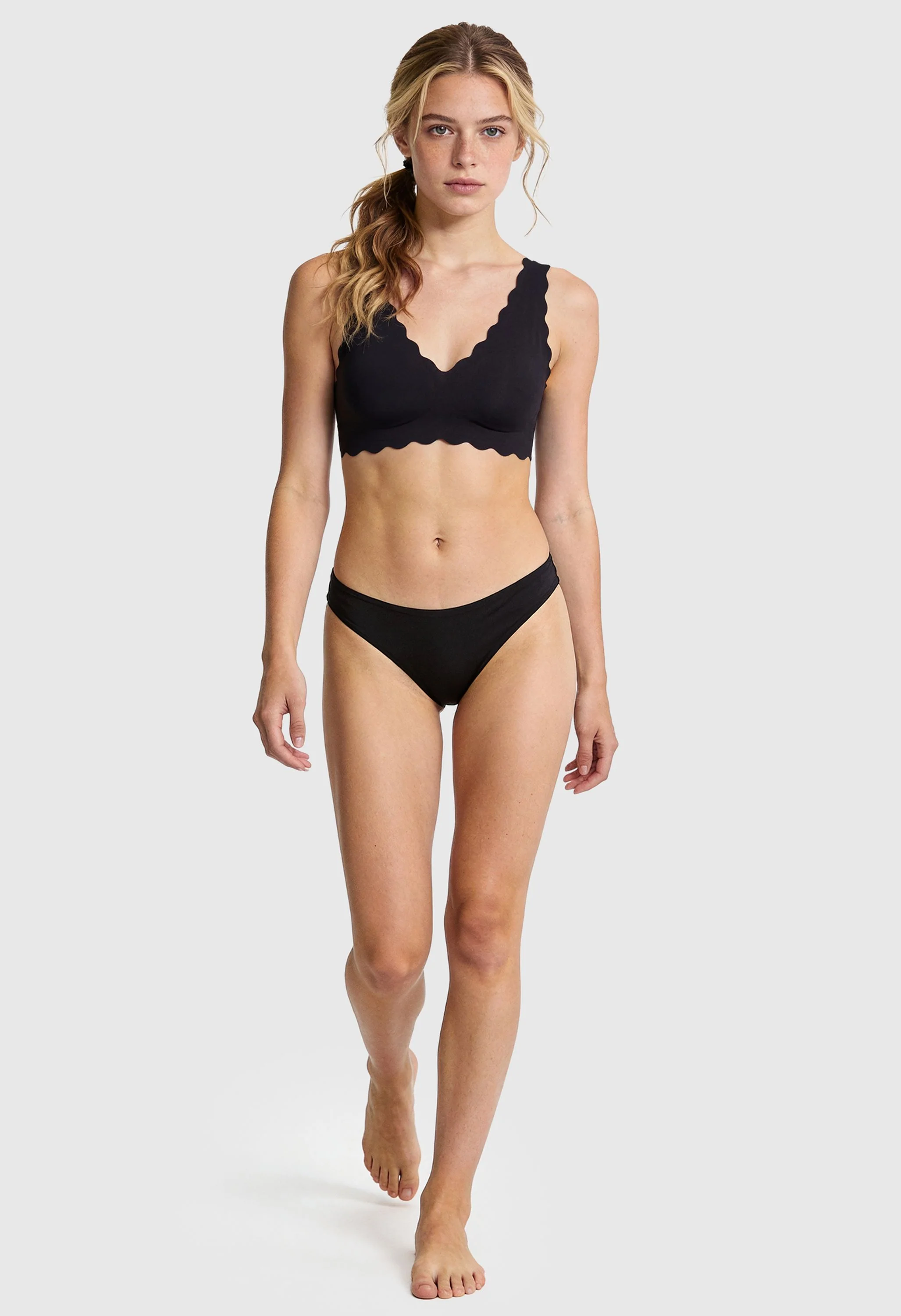 Global Seamless Wave Trimmed Deep V-Neck Bralette-Smart Size - Image 5