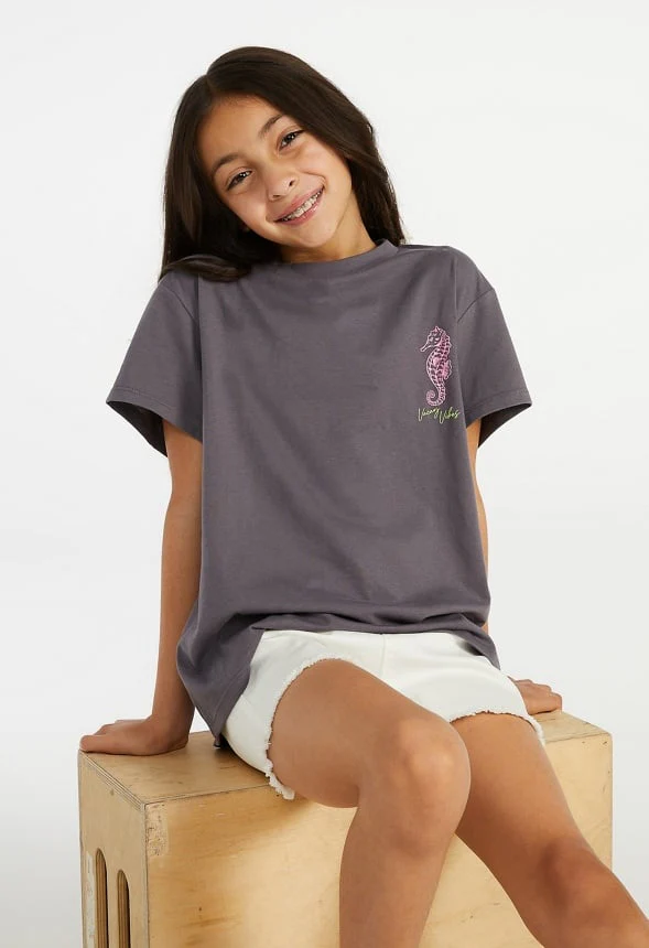 Vacay Vibes Oversized Tee - Image 2